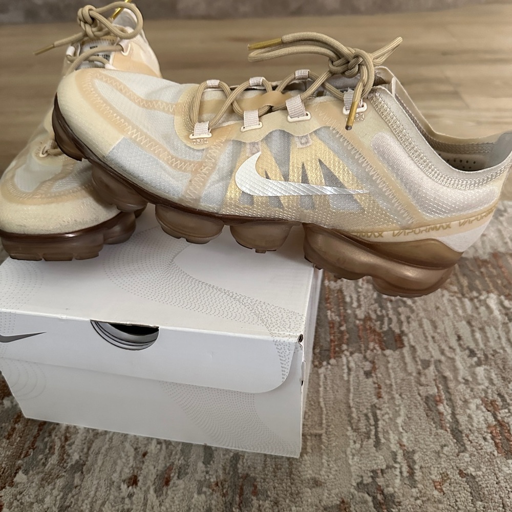 Nike Beige Air VaporMax Flyknit Shoes